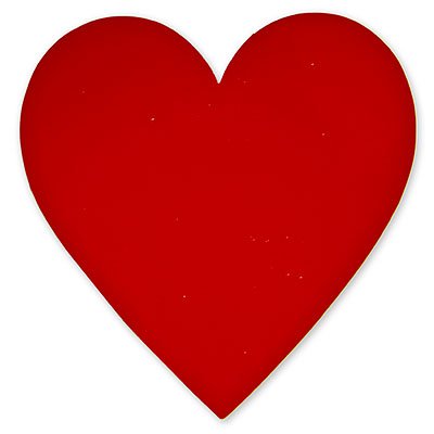 Красное сердце на зеленой скамейке с цветами, символ любви