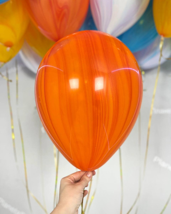 Карамельные красные шары