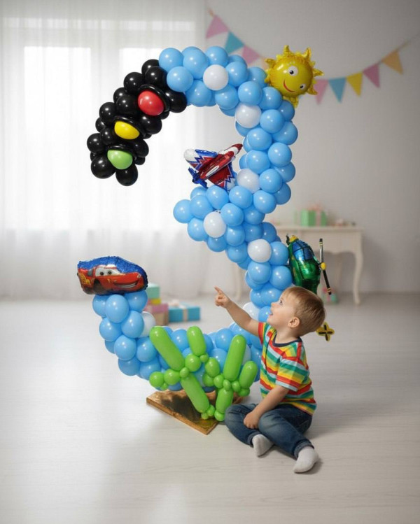 Цифра из шаров тачки