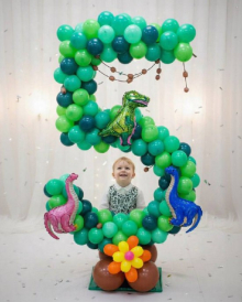 Цифра с динозаврами