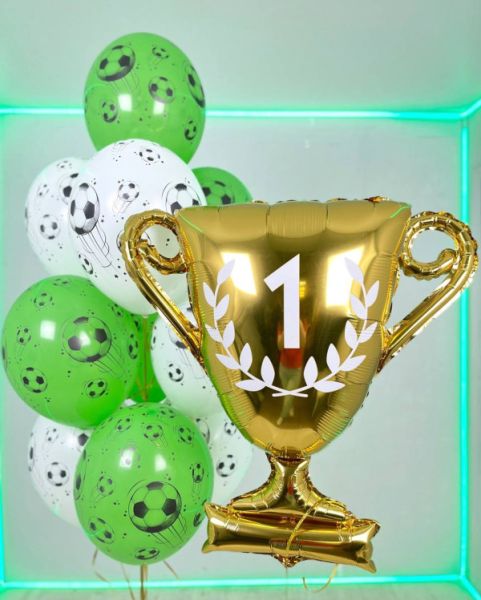 Футбольный фонтан из шаров