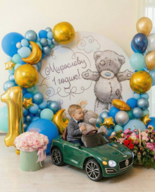 Фотозона с мишкой