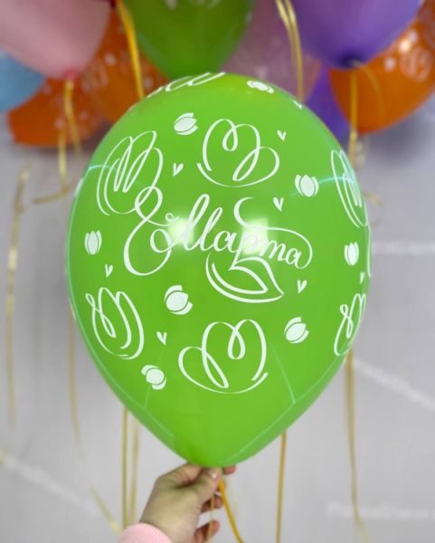 Связка шаров на 8 марта