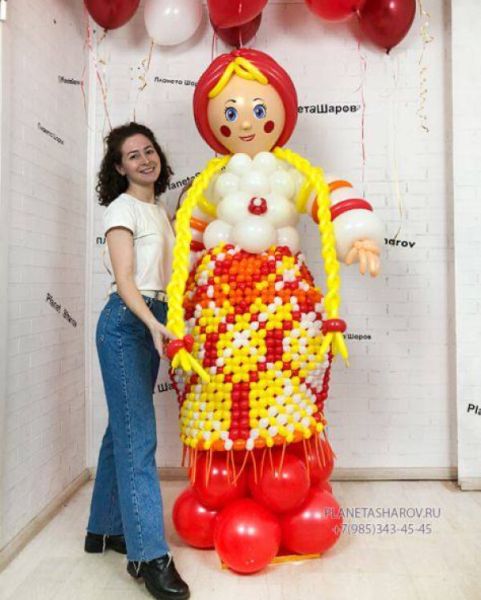 Баба из воздушных шаров