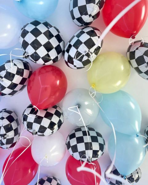 Гоночный набор шаров под потолок