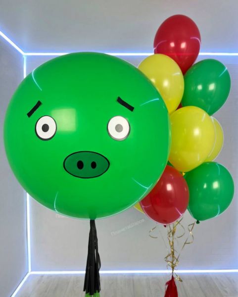 Большие шары злые птички