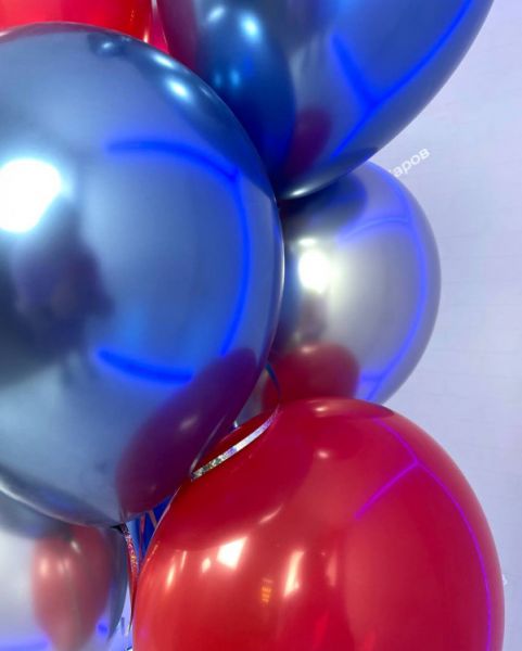 Фонтан с человеком пауком