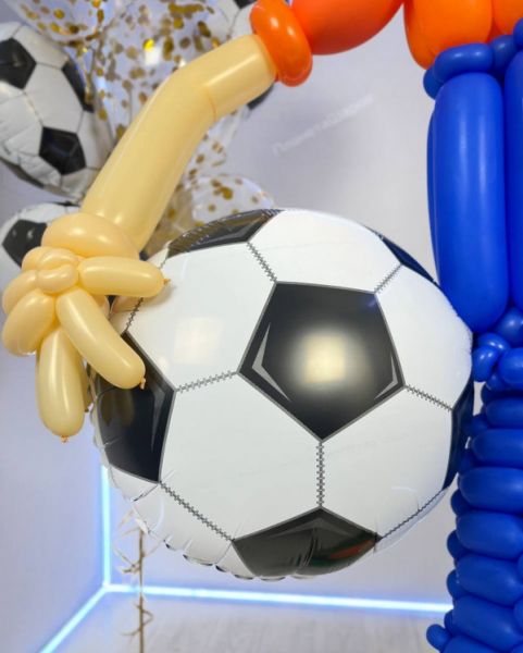 Сюрприз для футболиста