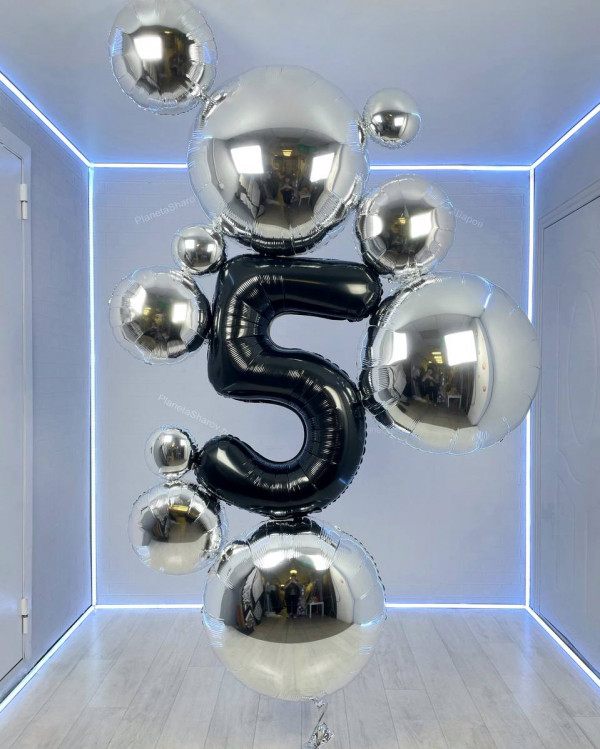 Цифра с серебряными пузырями