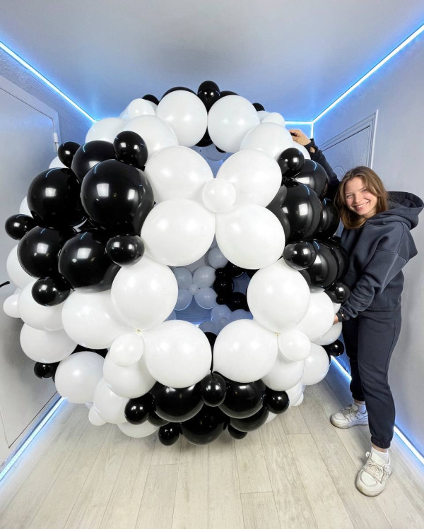 Большой футбольный мяч 2 метра