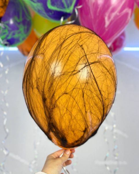 Воздушные шары с паутиной