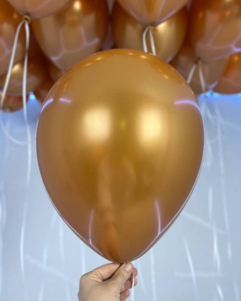 Воздушные шары медного цвета