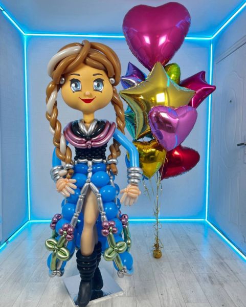 Зимняя и весенняя принцессы из шаров