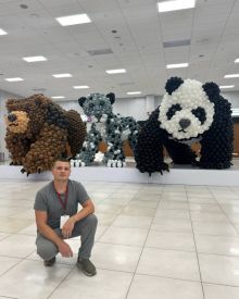 Большой медведь из шаров