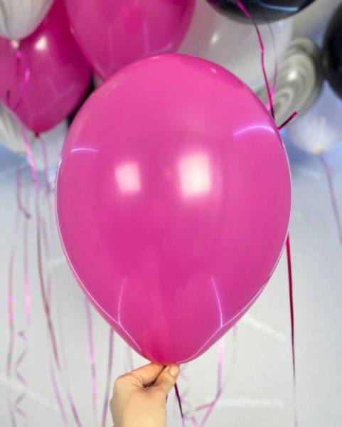 Розово черные стильные шары