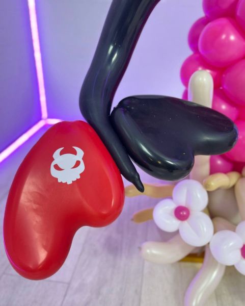 Шары с драконами для девочки