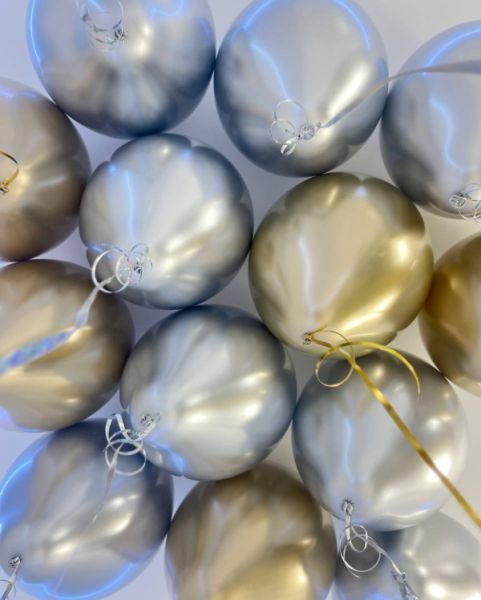 Золотые и серебряные воздушные шары