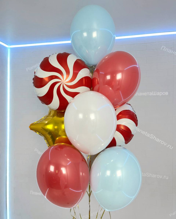 Связка новогодних шаров