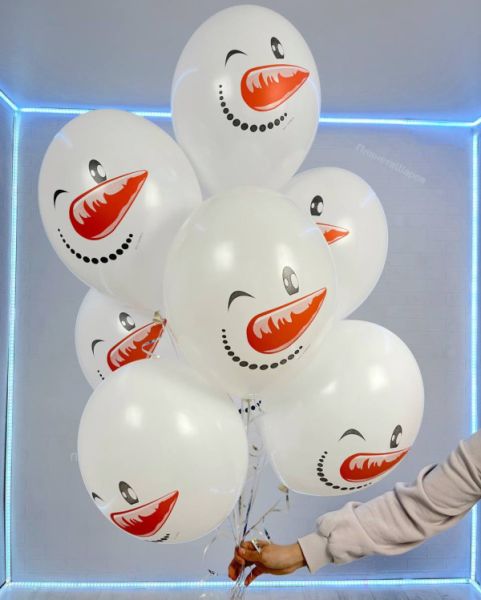 Воздушные шары со снеговиками