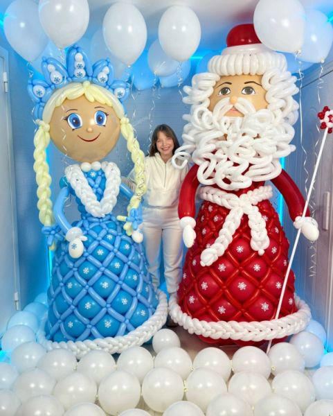 Фигуры дедушки мороза и снегурочки