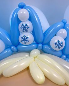 Фигуры дедушки мороза и снегурочки