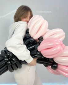 Стильный букет тюльпанов