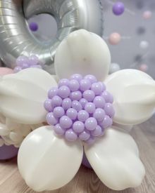 Композиция с шарами на 16 лет девочке