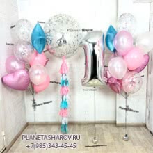 Фонтан с розово-серебристыми шарами