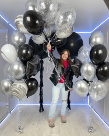 Серебристый фонтан шаров