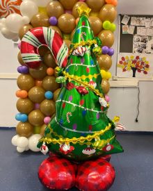 Пряничный домик из шаров