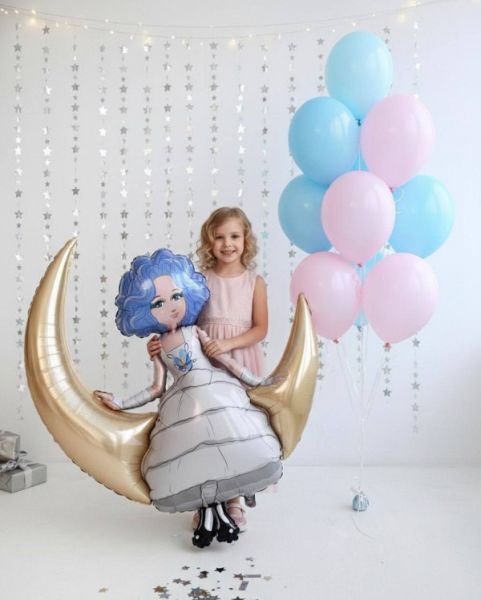  Мальвина на полумесяце