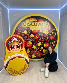 Фотозона с матрёшкой