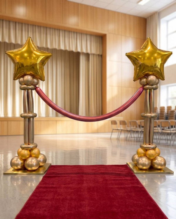 Столбики для красной дорожки